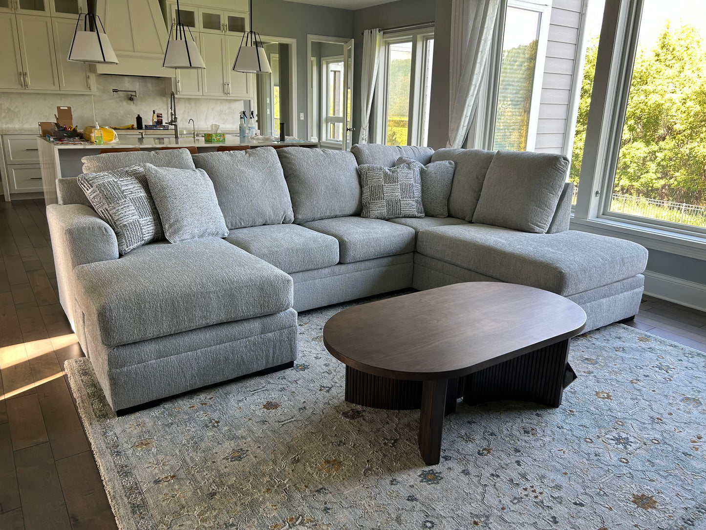 Gabyleigh 2-Piece Sectional with Chaise