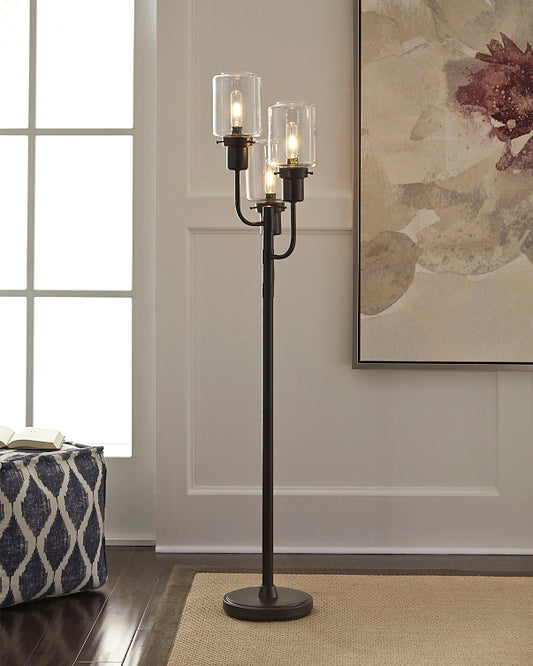 Jaak Metal Floor Lamp (1/CN)