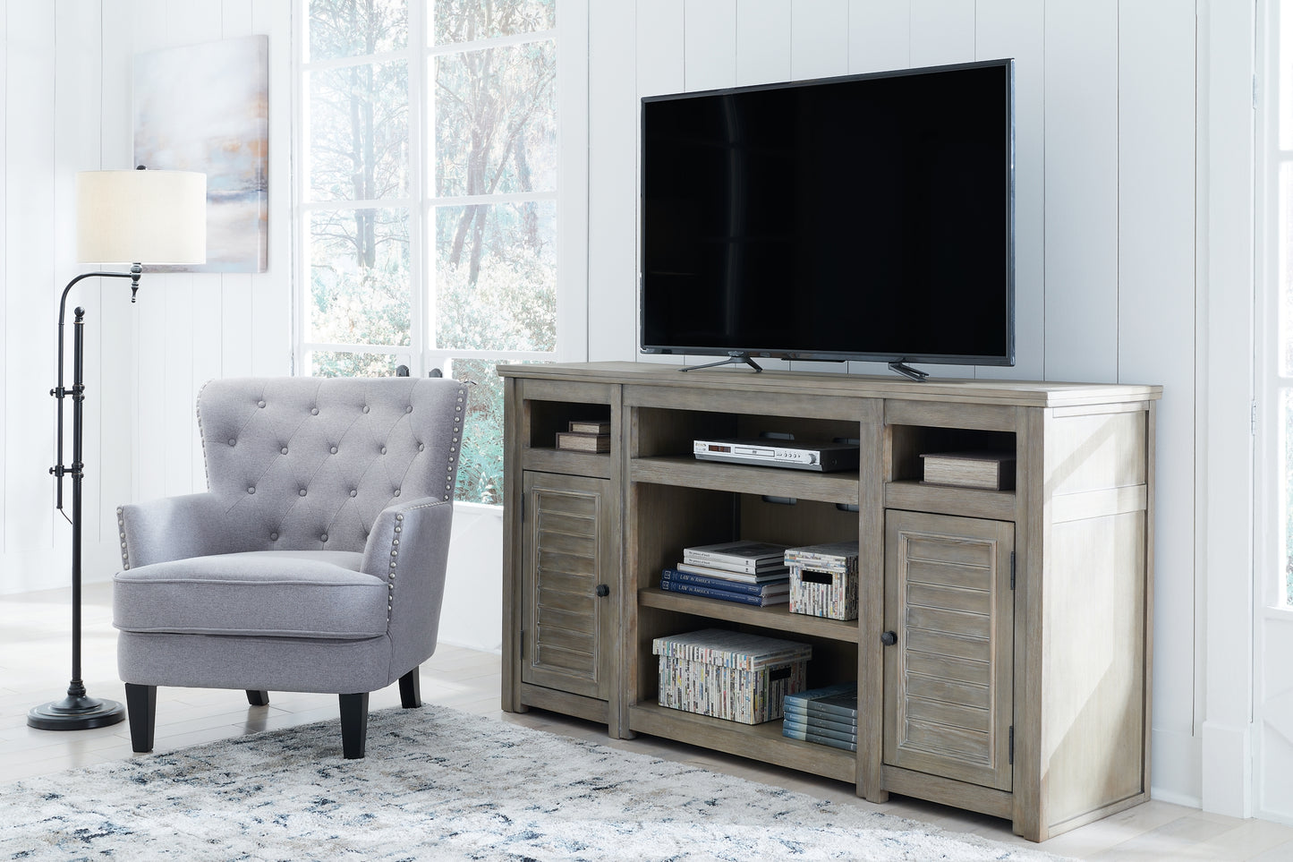 Moreshire XL TV Stand w/Fireplace Option