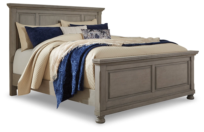 Lettner California King Panel Bed with Dresser