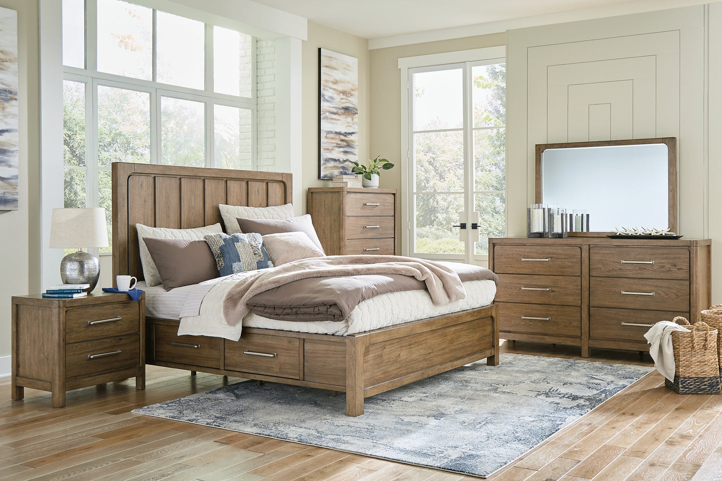 Cabalynn Queen Panel Bed with Dresser